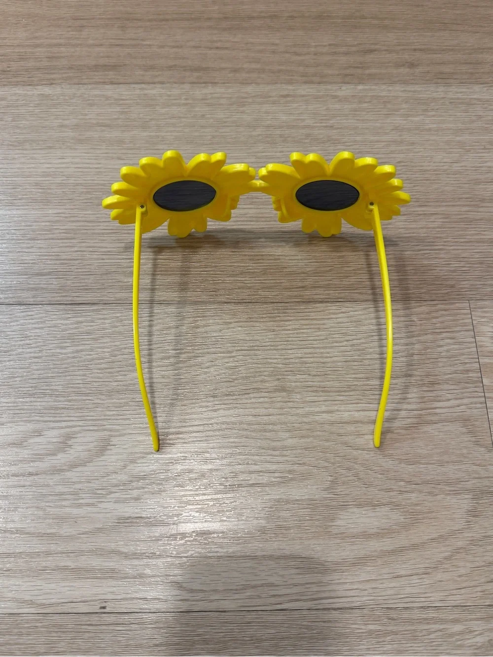 The Terrifier 2 Sunflower Sunglasses Halloween Costume Yellow Accessory i17